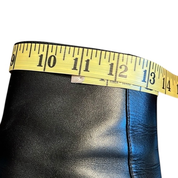 Banana Republic Black Lucca Leather Ankle Boot Italy 2.5” Heel Side Zipper 9 - Picture 16 of 16